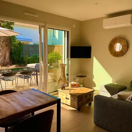 Holiday home Sun Oasis L'oasis